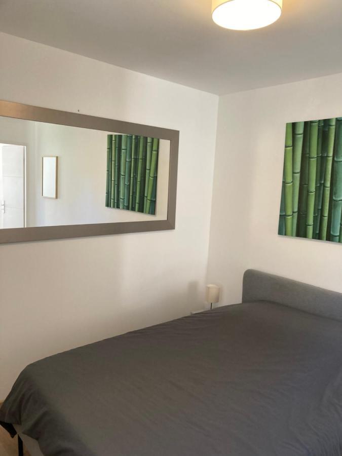 T2 30 M2 Avec Jardin Proche Des Plages Bandol Luaran gambar